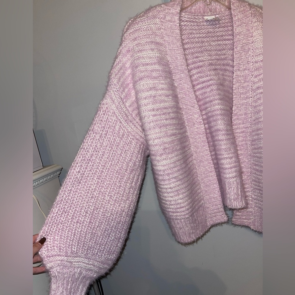 Akemi + Kin sweater - Picture 5 of 5